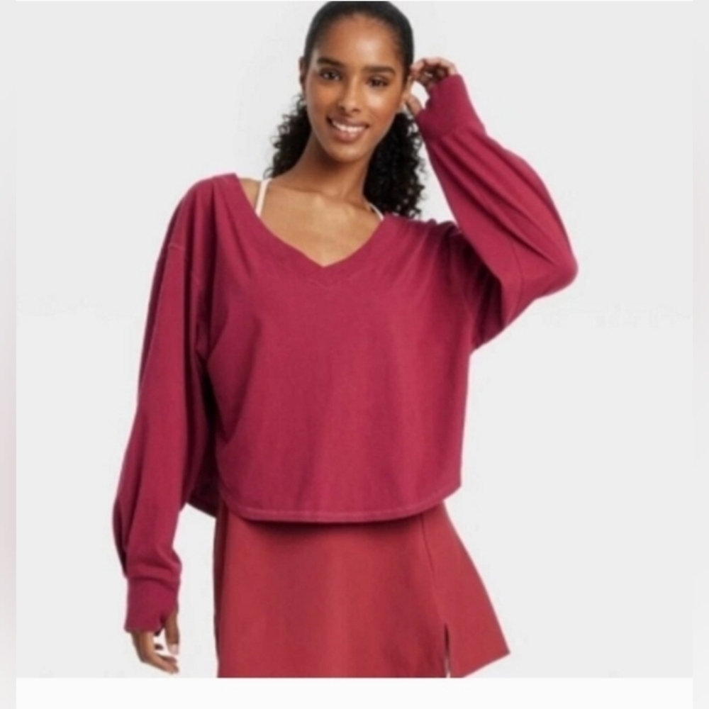 JoyLab Women's V-Neck Long Sleeve Top Boxy Fit, Burgundy